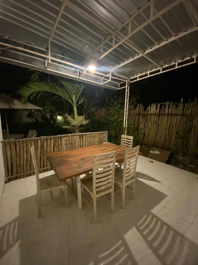 The Packerbox Hostel Batununggul 外观 照片