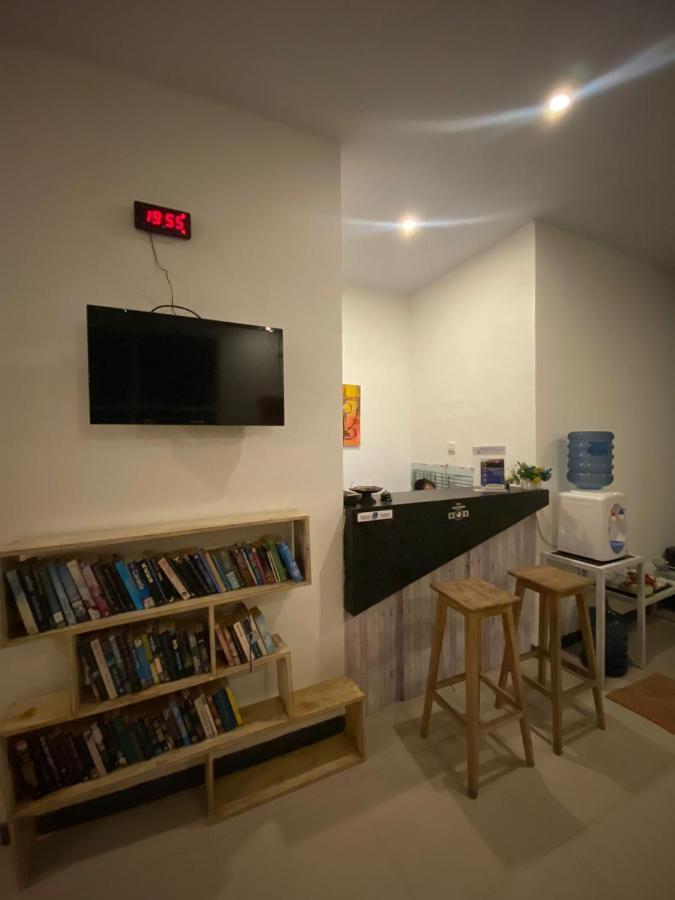 The Packerbox Hostel Batununggul 外观 照片